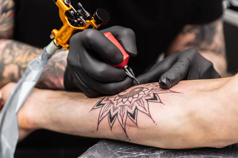 arm-tattooing