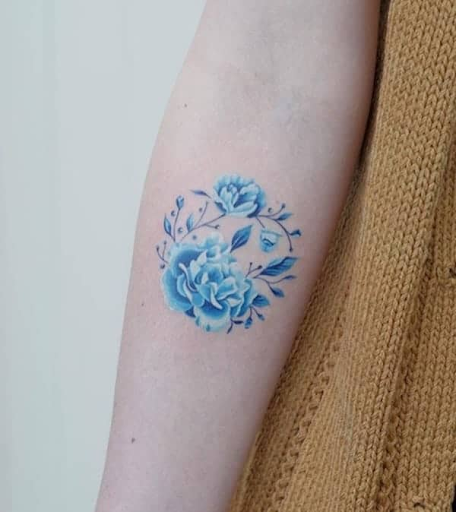 cool blue roses art cool blue roses body art