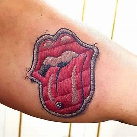 Duda Lozano patch tattoo 1 Duda Lozano patch tattoo