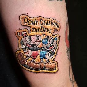 Duda Lozano patch tattoo 2 Duda Lozano patch tattoo