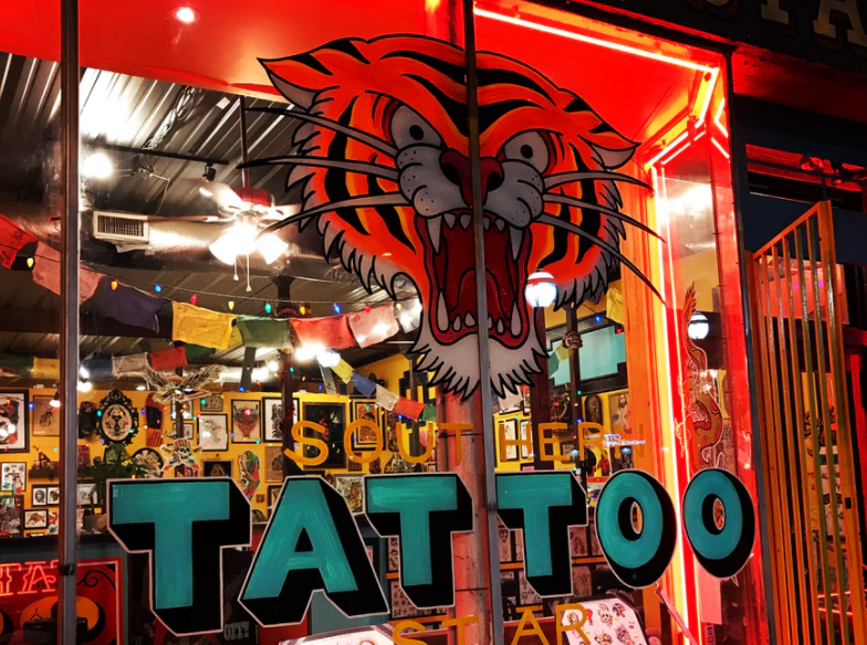 tattoo shop tattoo parlor / tattoo shop